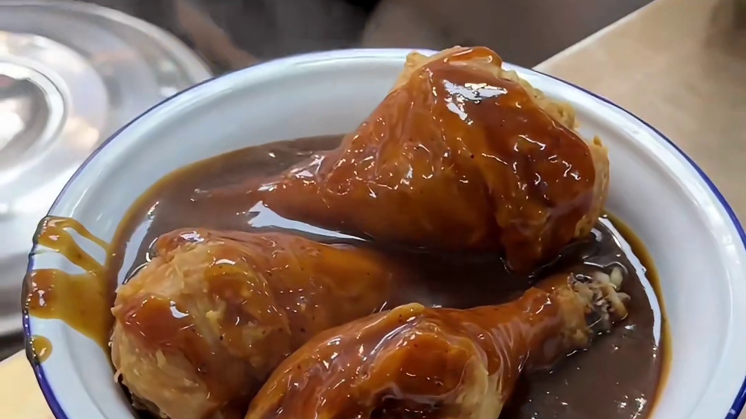 拜见！！铁盆！！黑椒！！土豆泥！！脆皮！！鸡腿饭！大王！！