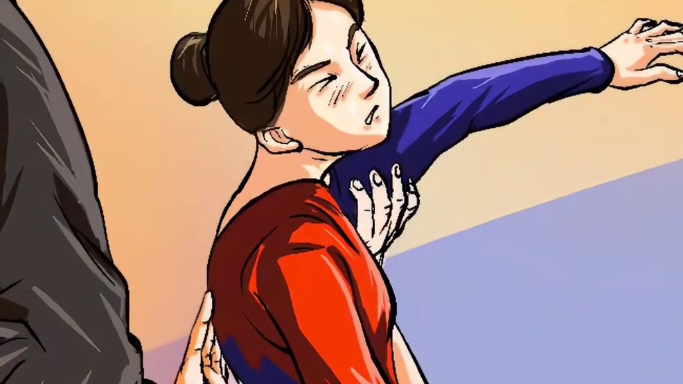 夺秒扑救超帅翻腾 教练上演超帅翻腾一圈扑救