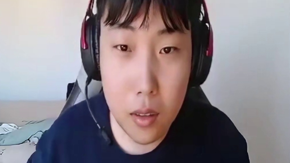 现役第一狙的恐怖残局，Doo排位幻神不空枪一打五，冷静狙法看得欧欧连连惊呼