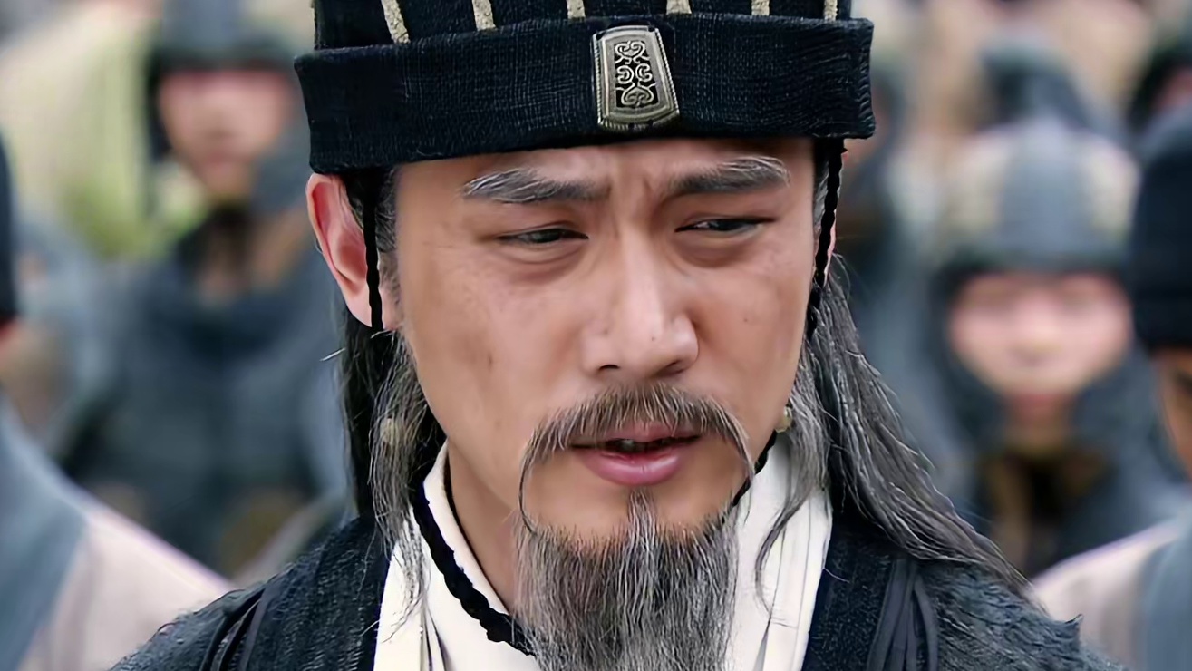 719 李严被贬为庶人，李丰被诸葛亮举荐为尚书令