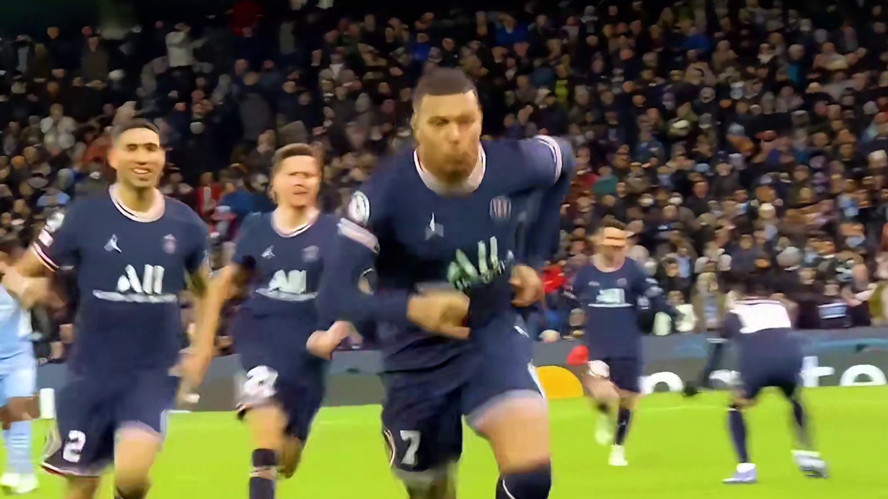 姆巴佩：这样显得我有点呆#足球