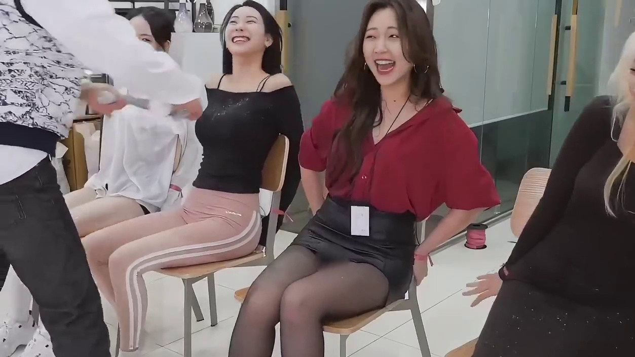 韩国整活综艺，这样的恶搞谁顶得住啊？