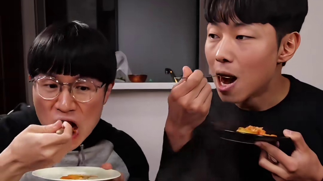 看看今天和韩国小伙都弄了啥