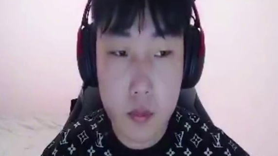 宠儿和doo运输船狙对决选人，doo幻神全程拿捏龙儿，感谢少爷让着他节目效果拉满