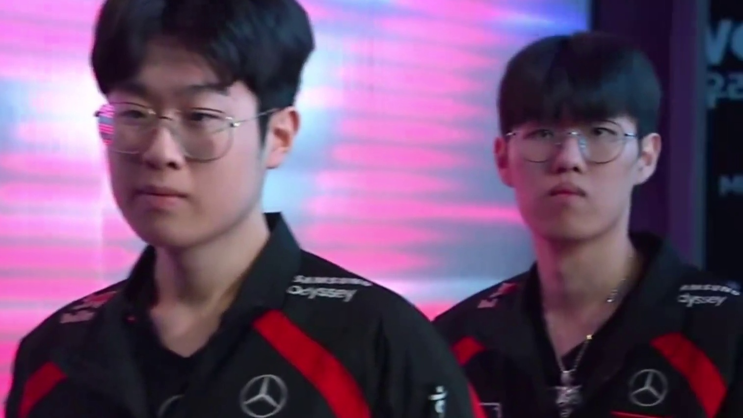 T1 2:3不敌DK无缘全球先锋赛！惨遭DK让二追三，Faker赛后情绪失控彻底崩了