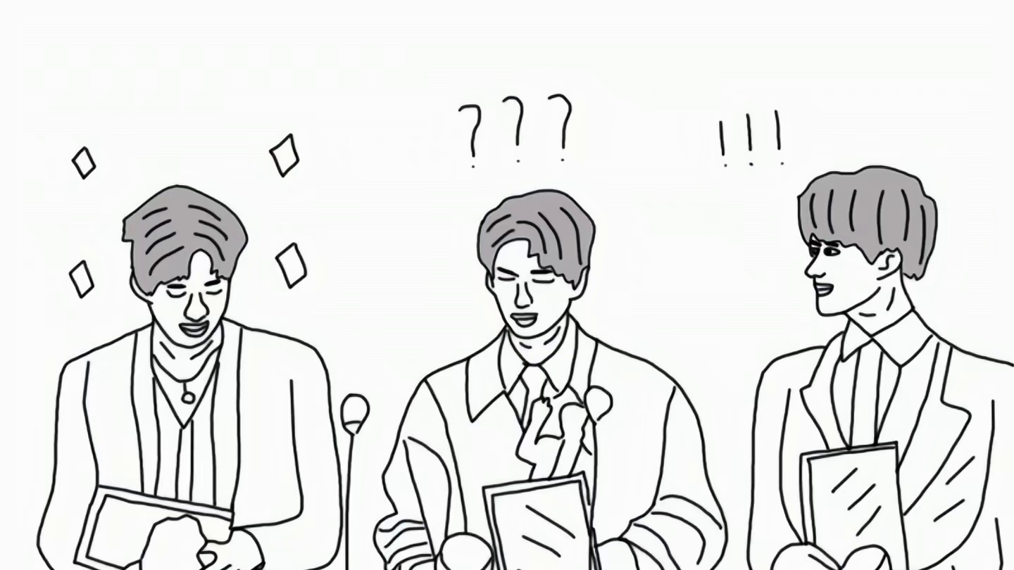 周深：到底是谁说这个麦很矮哈哈哈