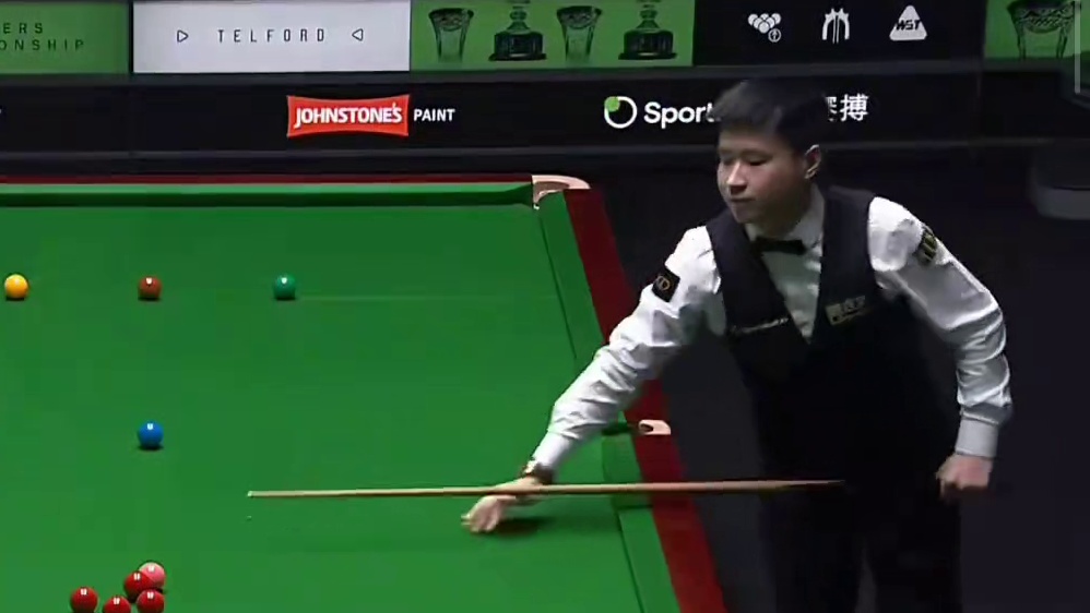 希金斯自认为高质量防守，却被赵心童用准度无情化解一杆超分获胜！