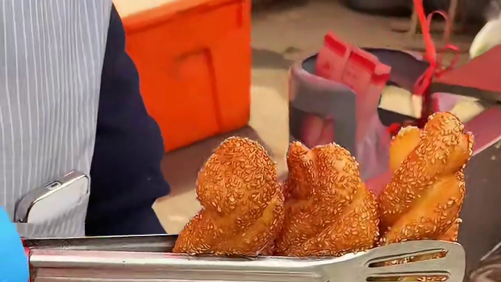 各位特种兵们，欢迎来到好客山东，体验山东大集十足的烟火气