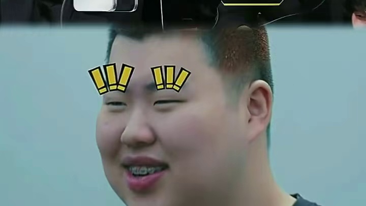 男人必须要有小胖同样的闪电发型才能俘获芳心