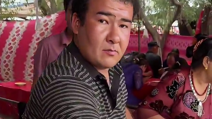 新疆街头特色凉拌胡萝卜丝 清清爽爽的很解腻