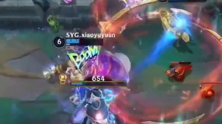 赛场上居然出现了选手疯狂拉扯防御塔的震撼操作！