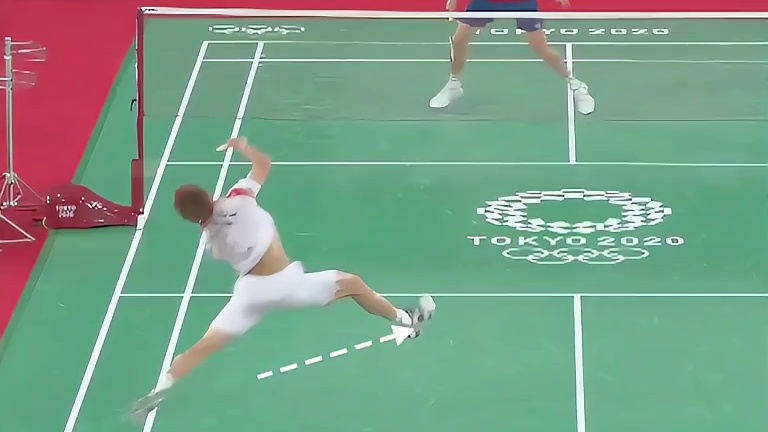 这一年的安赛龙竟把石宇奇打的只能苦笑