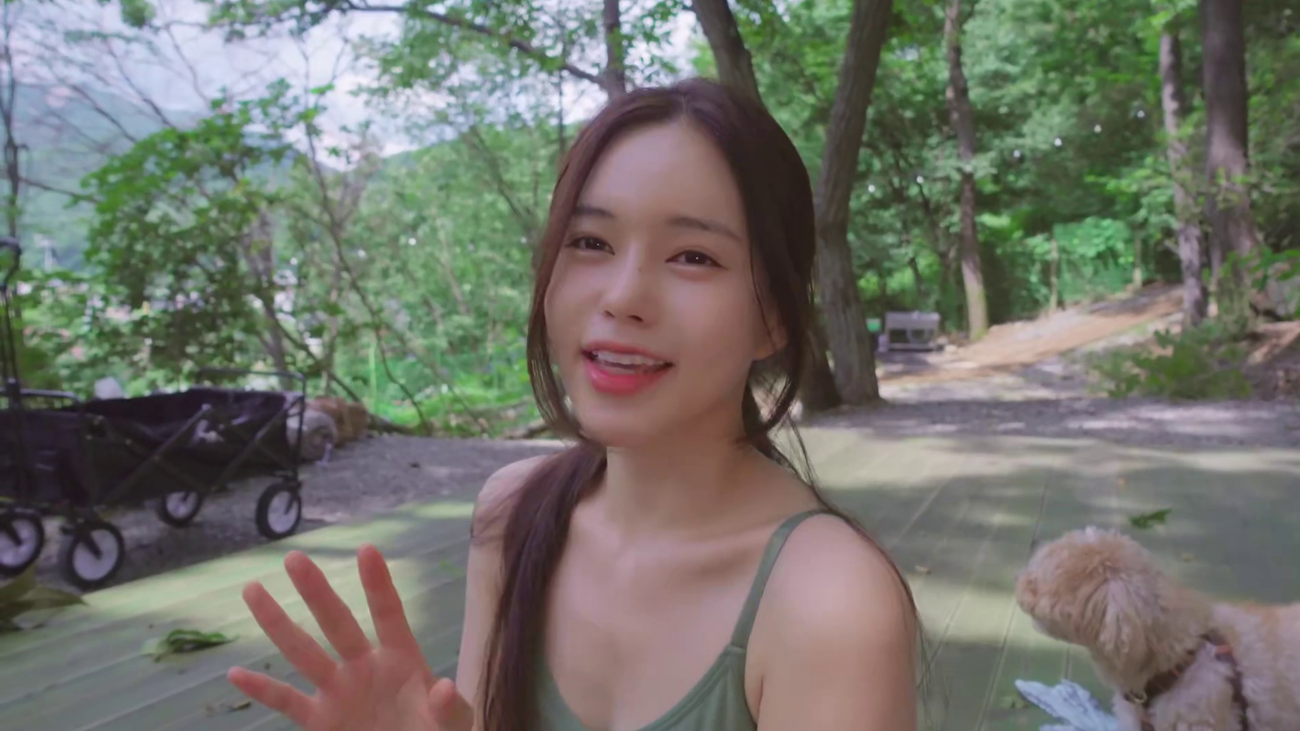 20260226 仲夏夜森林里的清凉淋浴_泡菜咖喱乌冬面一杯烧酒_五花肉和清爽小麦制作和食用三角紫菜