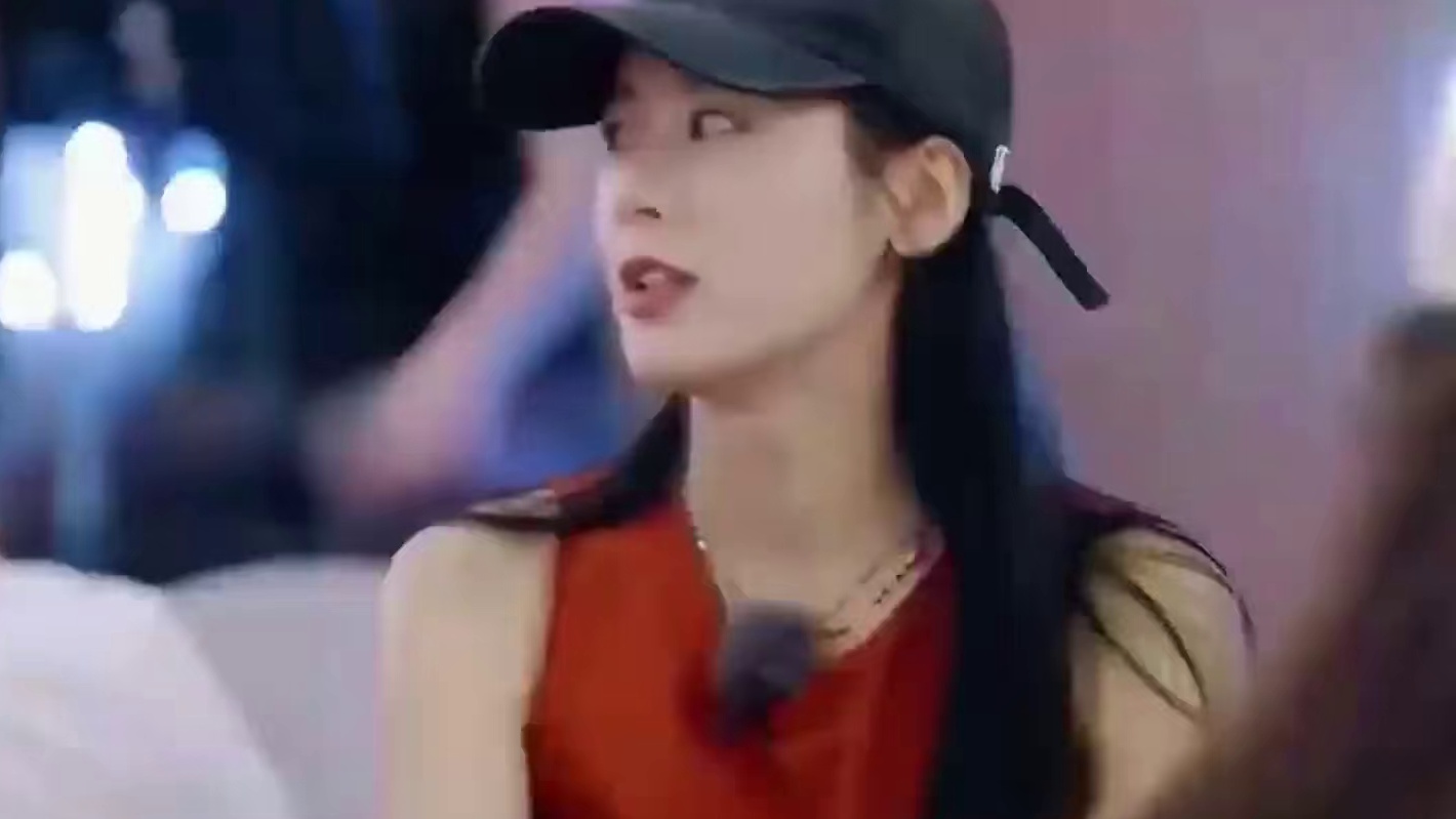 讲述精神病化妆师