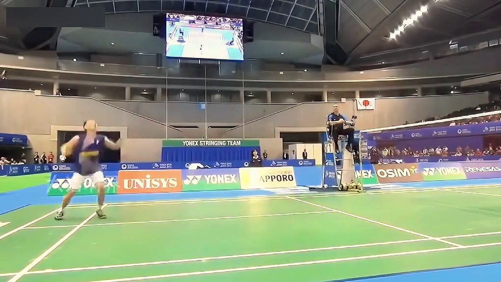 马来步到底有没有垫步？别争了！一起看李宗伟的实战步伐吧！