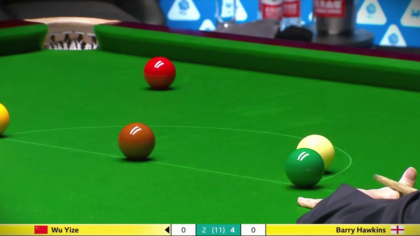 最新比赛：吴宜泽强势组合球横扫赛场，霍师傅在台下一脸生无可恋