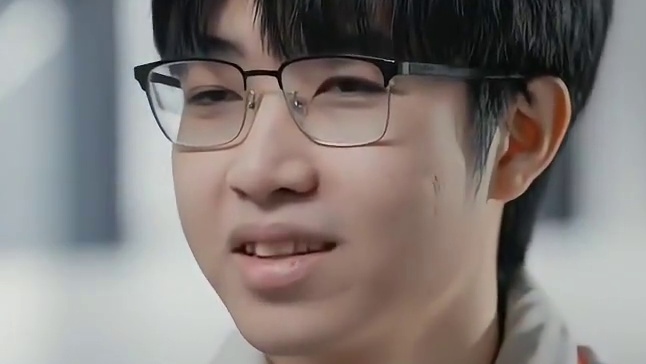 一诺：Cat做教练我们总决赛相见。 成都AG超玩会Cat