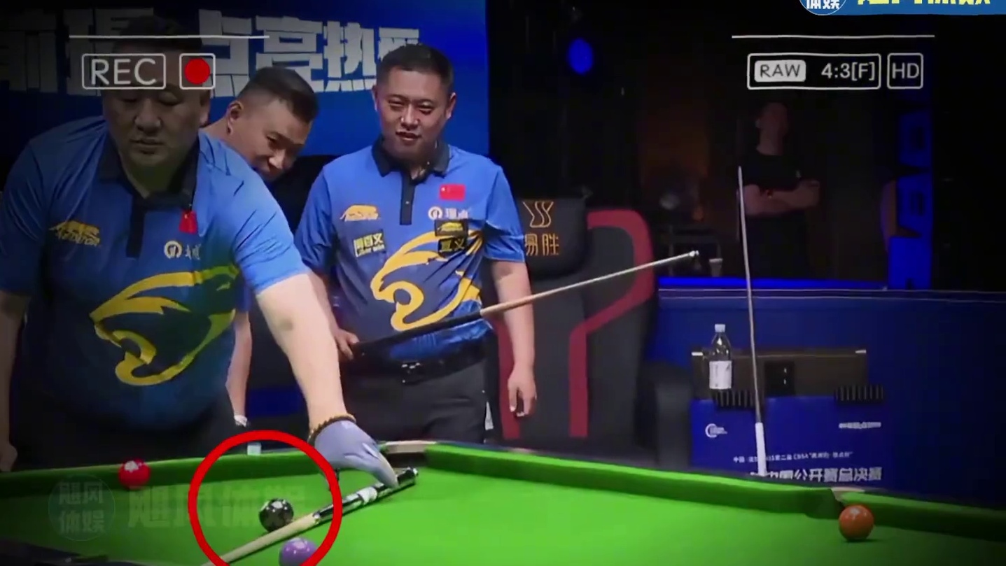 花枪王被杨少杰秀花活了 中八台球杨少杰
