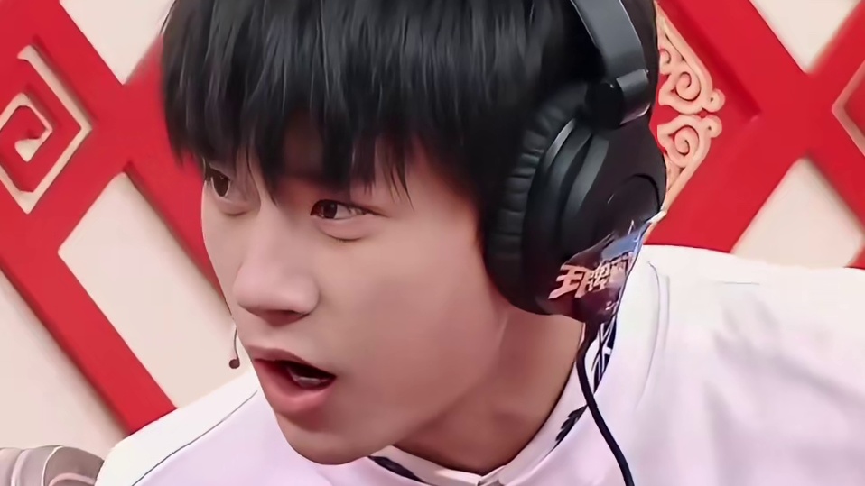 来自TFboy的互相伤害，笑发财了