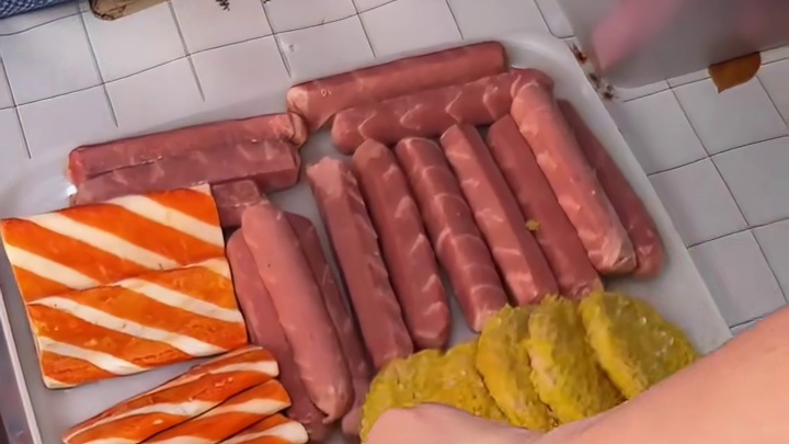 小学门口的物价是真实存在的吗，好吃的也太多了吧！！！