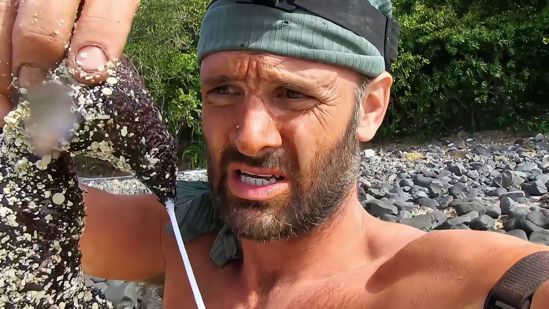 德爷挑战独自一人荒岛求生60天