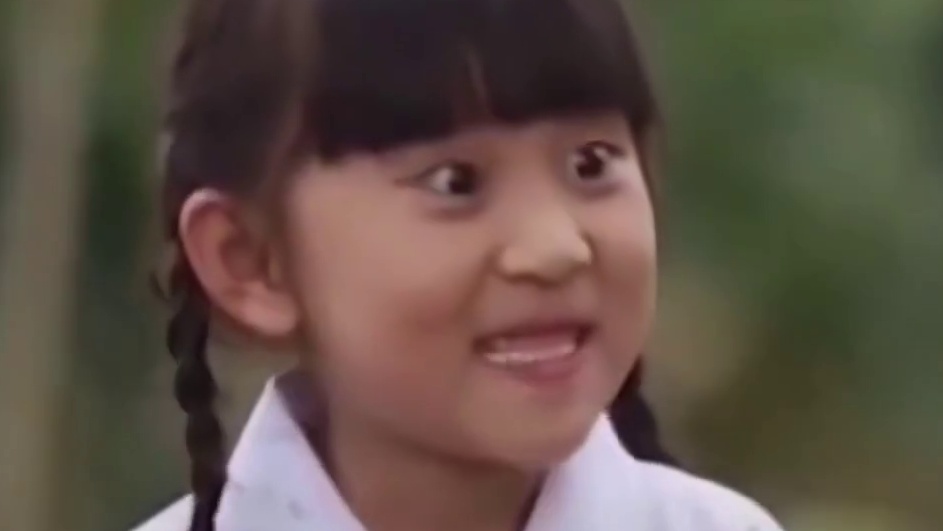 DNF国服第一通宝王，这种是剑走偏锋走娱乐玩法了，也挺牛批！