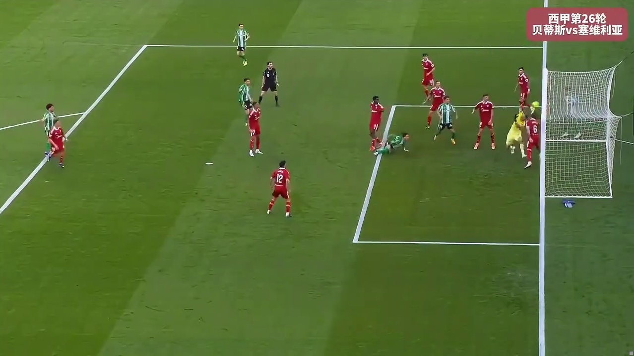 为了能踢世界杯拼了！精彩倒钩破门，震撼全场#足球