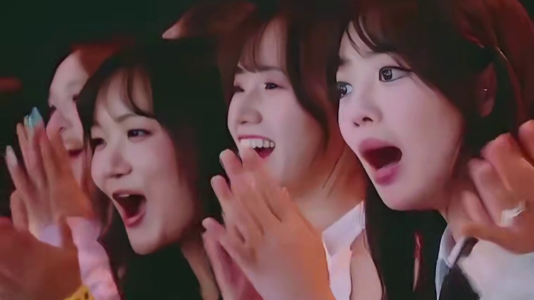 黄子弘凡从从容容游刃有余把歌唱了】