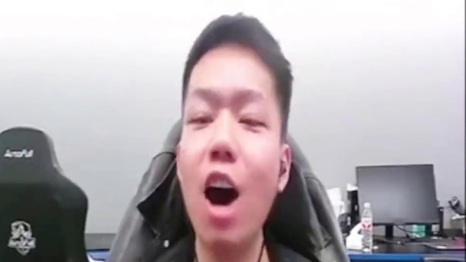 白鲨嘉伟，AG念旧申请出战，联盟T0突破手TD双双负战绩被 幻神狙的走不动道，最后喜提倒数第一倒数第