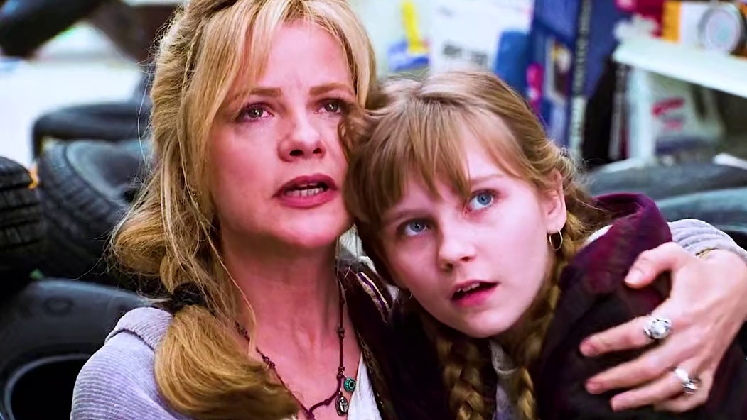 这个警察贡献了全片一半以上的笑点