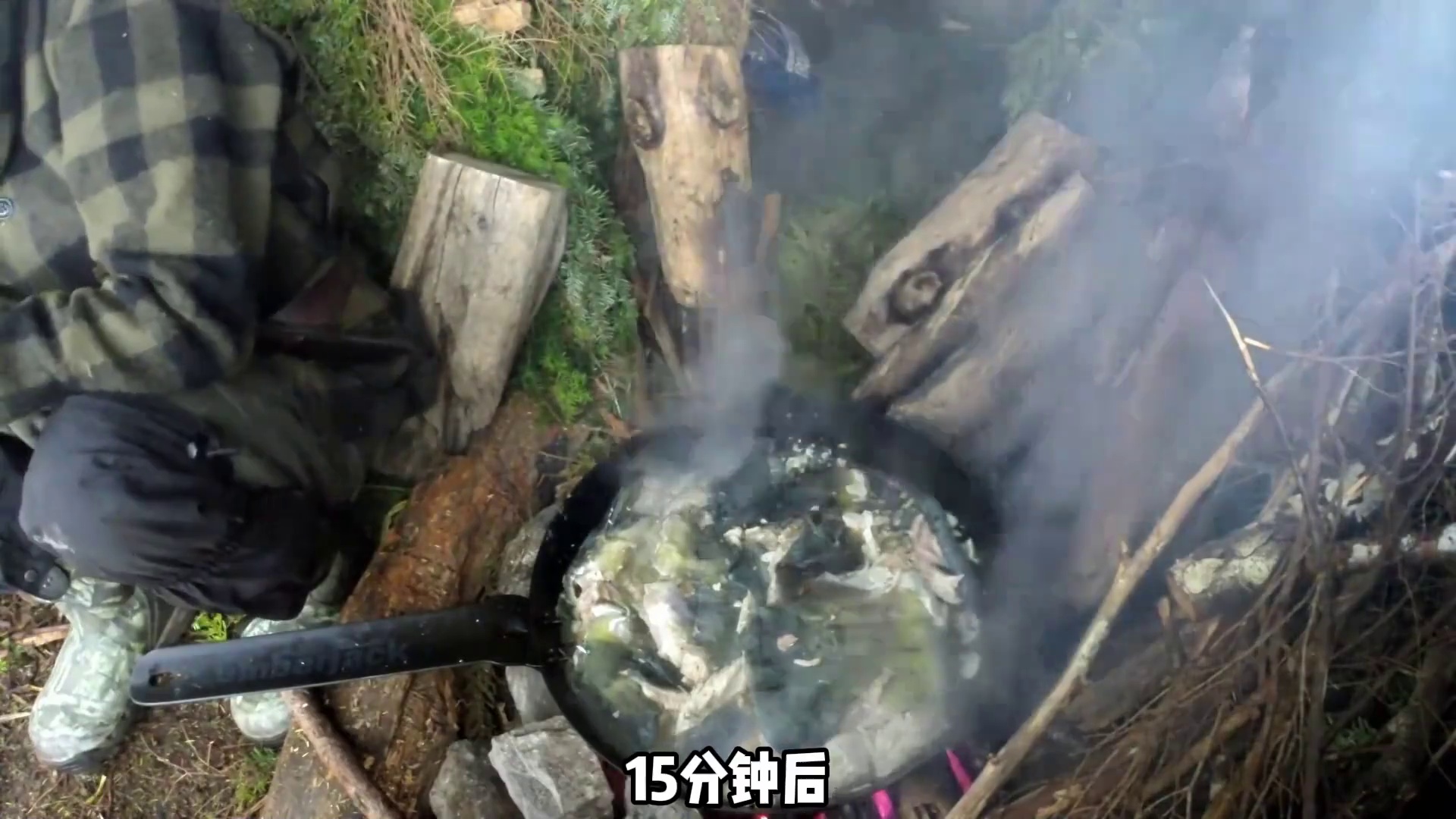 全是精彩看见选手捕捉一条10斤重的鱼直接放生