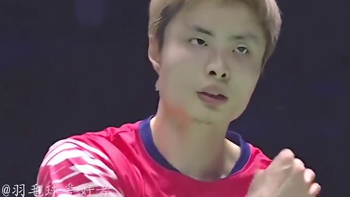 全英赛国羽男单仅剩独苗，他否能续写辉煌让我们拭目以待。