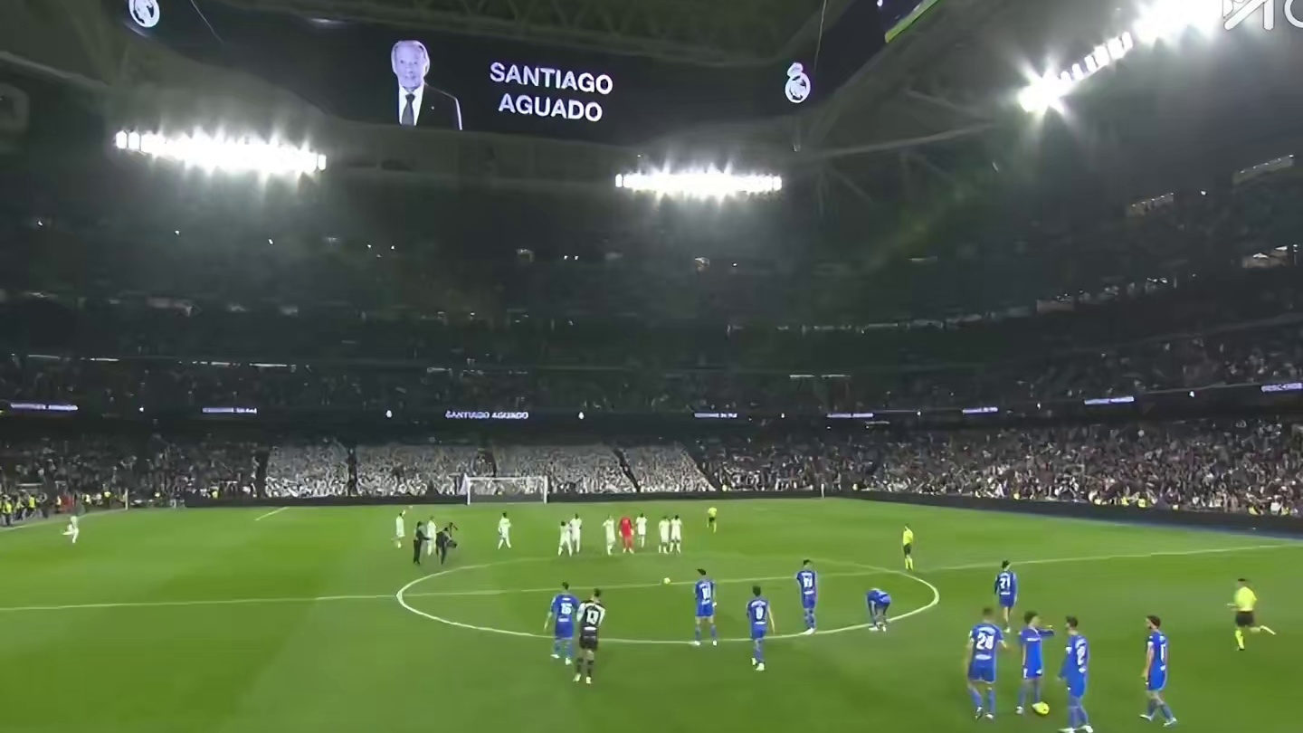 18年纪录终结！皇马主场不敌赫塔菲，争冠彻底悬了 #足球