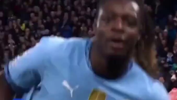 学多库庆祝，帅气拉满