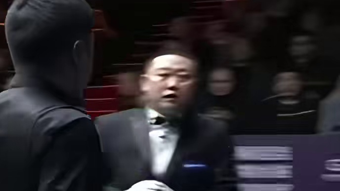 丁俊晖弃杆离场，对手诠释绅士风度