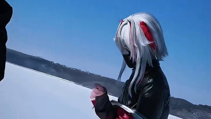 麦晓雯限时返厂。