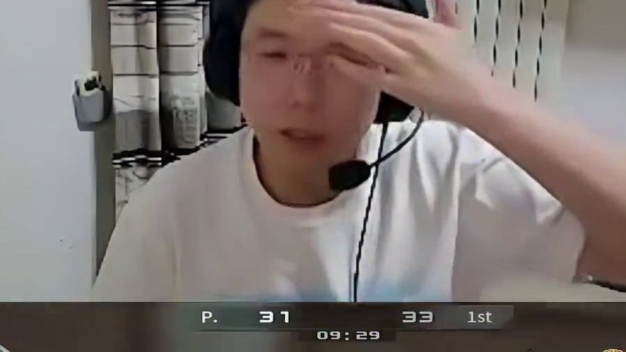 职业选手使用的游戏分辨率 1024少于800的分辨率，90~95%都在用800，你们觉得为什么呢？#