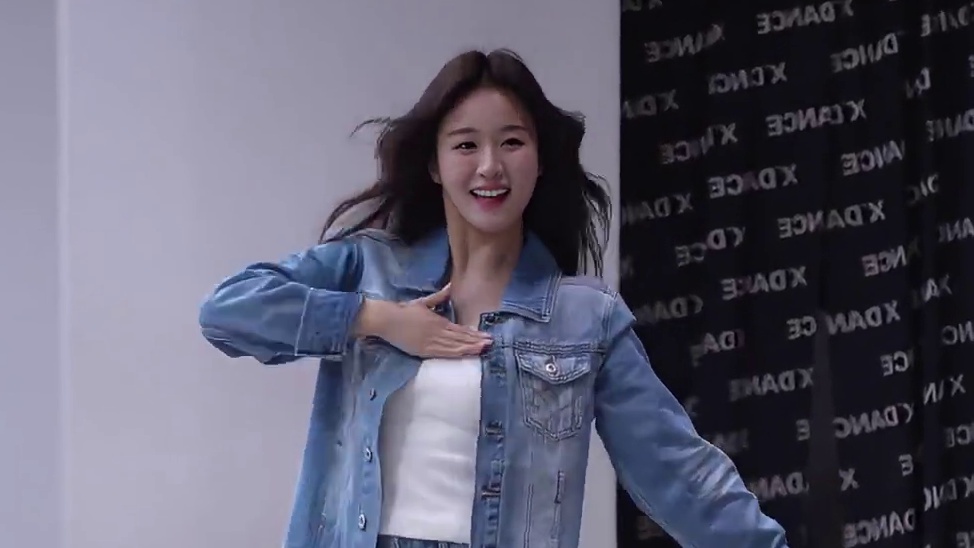 自由驰骋吧勇敢小马 人间扳手_dandan编舞基础编舞