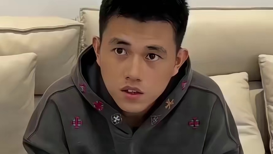 你老公就在我旁边