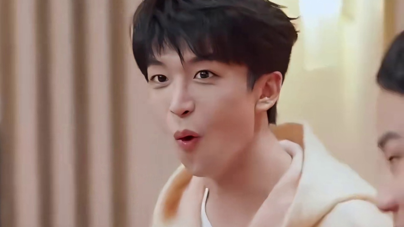 核心意思就是想要传达并表达这一层含义