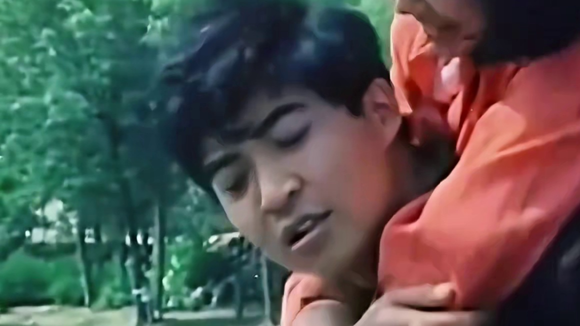 “在一声声甜甜的哥哥中，逐渐迷失自我”