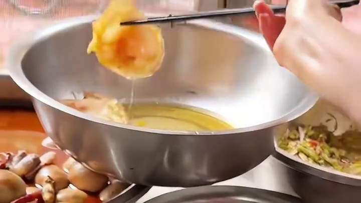 对广西的爱，都在这一碗螺蛳粉里！