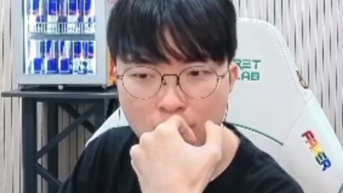 Zeus邀打大乱斗 Faker直接把队友拉满