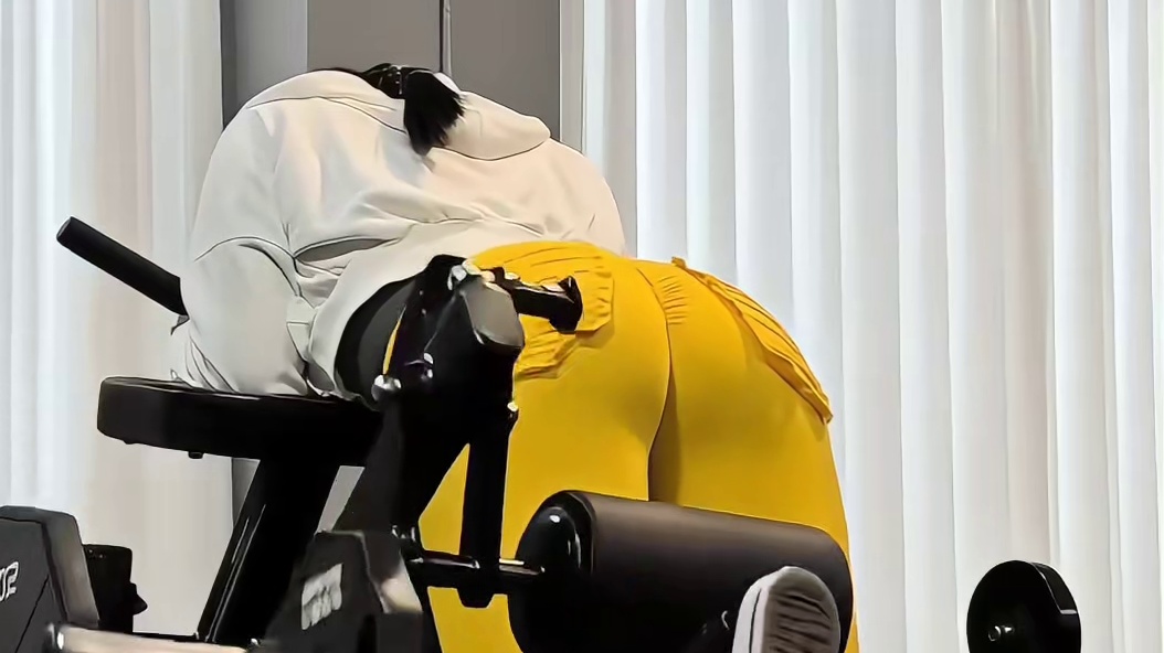 别试探，姐姐没那么好撩