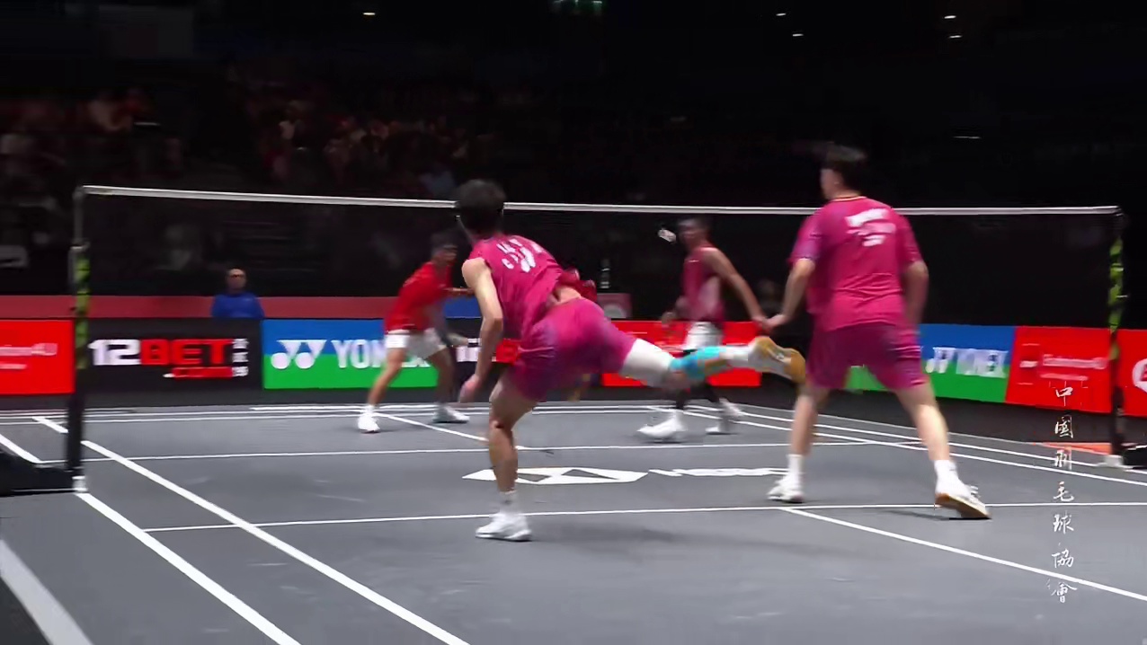 2026全英羽球公开赛男双八进四，陈伯阳刘毅打得太好了，尤其视频开头这个接杀，很赞！ #