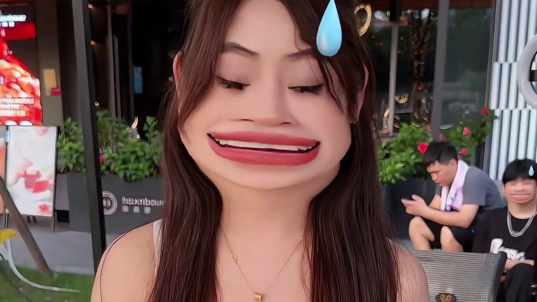 街头吃上豪华海鲜泡面.真！满料真的太爽了！