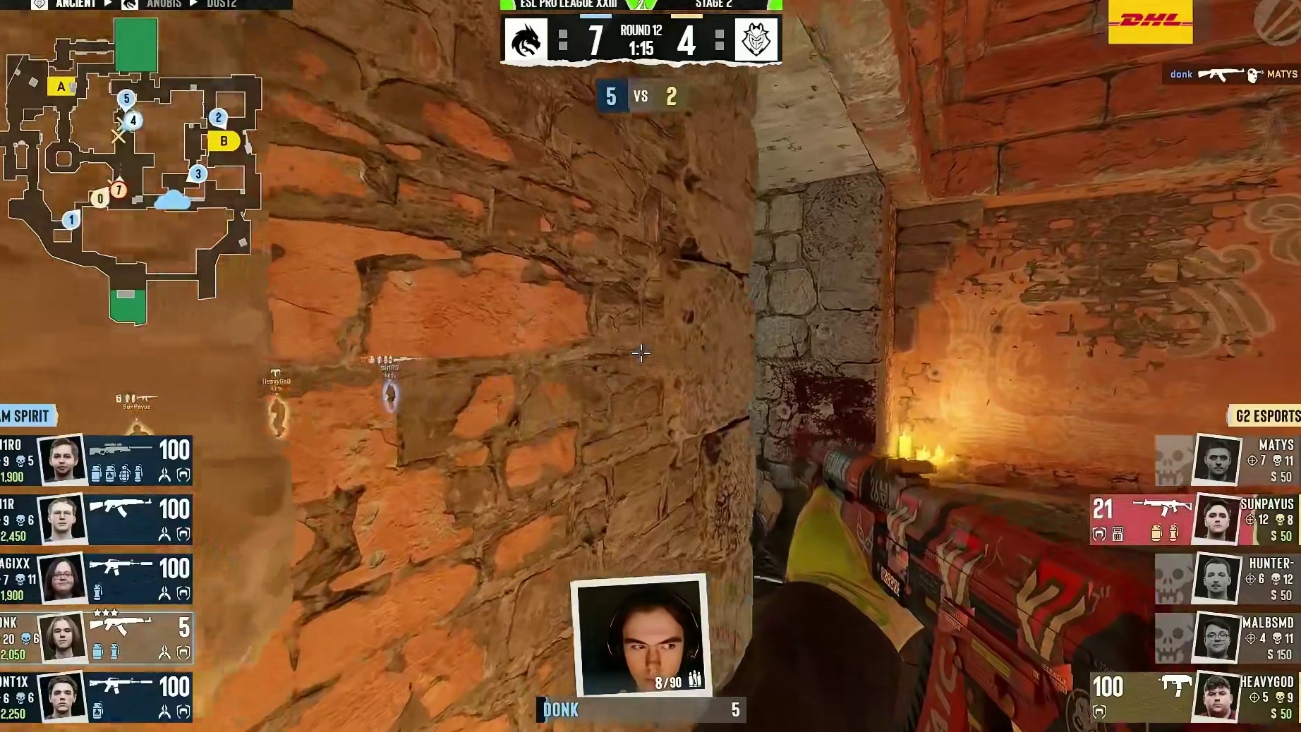 donk中路狂暴四杀率队收官上半场！