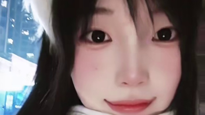 你总说我可爱 那我能不能做你的全世界