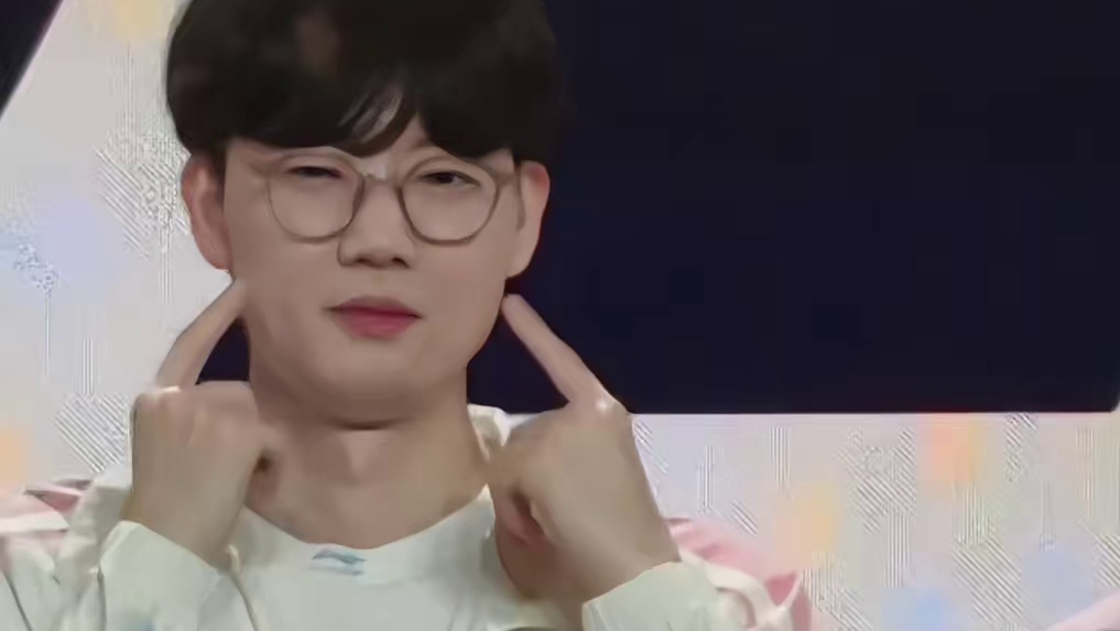 掉落一些互动片段 就这个馍儿萌

 ​​​