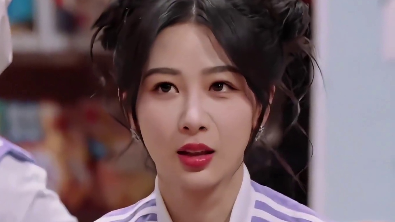 范丞丞：你以为泼我脸上的是水吗？不！那是我的泪！看似2Vs2，实则1Vs3啊！！！